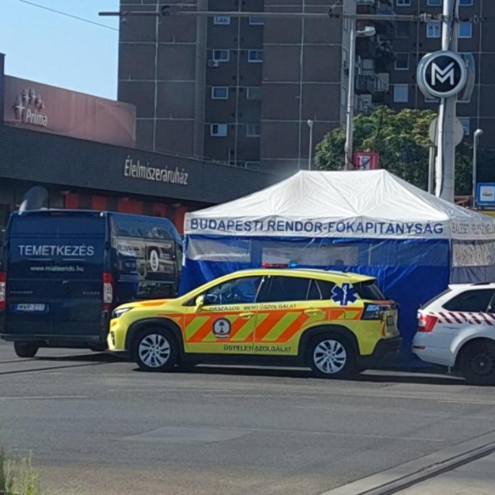 Rendőrségi helyszínelő sátor tűnt fel Újpesten, szörnyű részletek derültek ki a péntek reggeli esetről