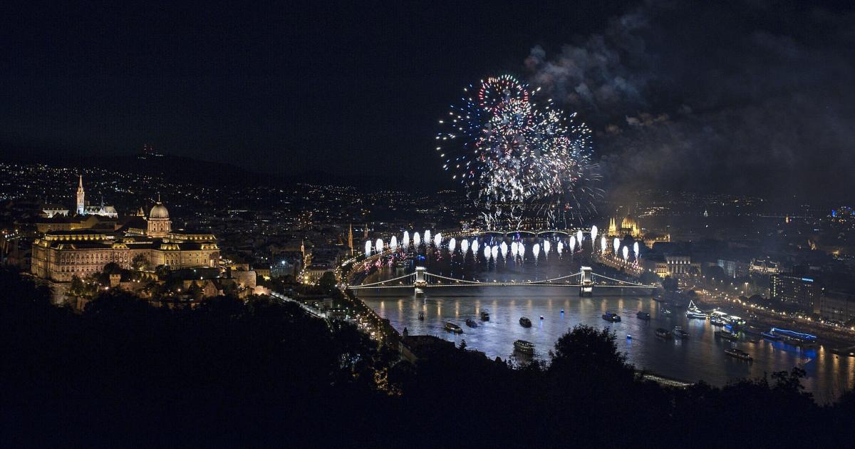 Fireworks on August 20: Here are 5 quieter places where you can see everything clearly