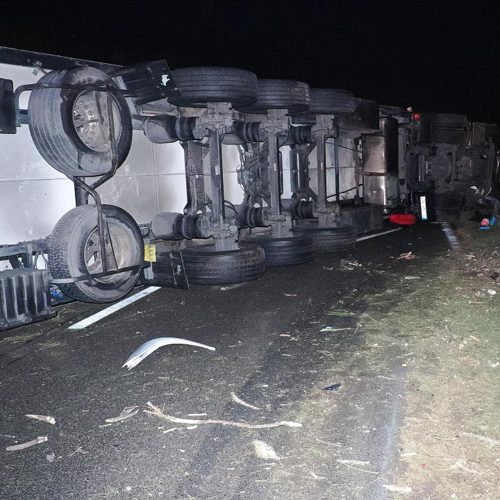 Szörnyű baleset az M5-ösön, megrázó képek érkeztek a helyszínről