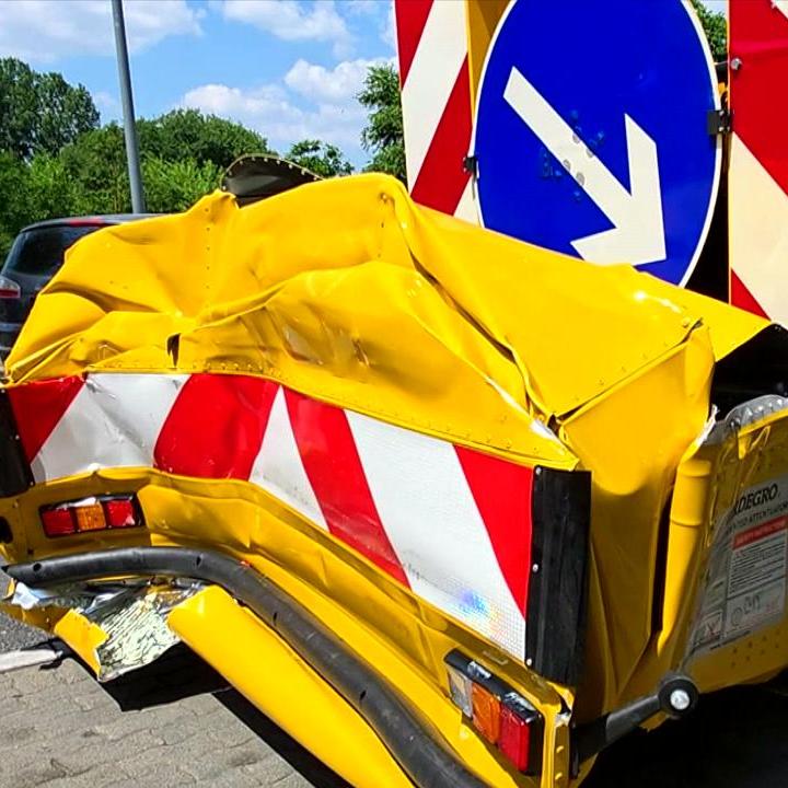 30 utassal nekihajtott az energiaelnyelőnek az M5-ösön